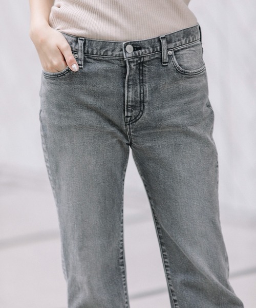 Munich（ミューニック）の「12oz10イヤーデニムセミフレアデストロイパンツ（デニムパンツ・レディース・ブラック/インディゴブルー・S/M/XS/XXS）」の8枚目の写真