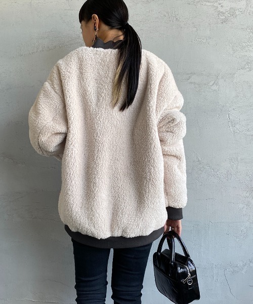 UNIVERSAL OVERALL（ユニバーサルオーバーオール）の「[UNIVERSAL OVERALL/ユニバーサルオーバーオール] 別注ボアフリースボンバージャケット（ブルゾン・レディース・チャコールグレー/ネイビー/アイボリー・M/L）」の13枚目の写真