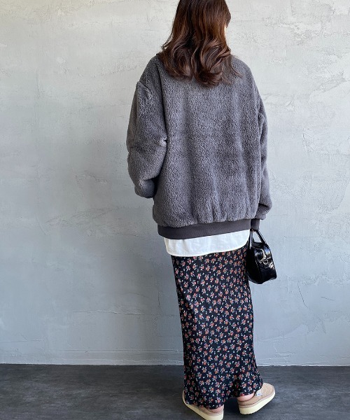 UNIVERSAL OVERALL（ユニバーサルオーバーオール）の「[UNIVERSAL OVERALL/ユニバーサルオーバーオール] 別注ボアフリースボンバージャケット（ブルゾン・レディース・チャコールグレー/ネイビー/アイボリー・M/L）」の22枚目の写真