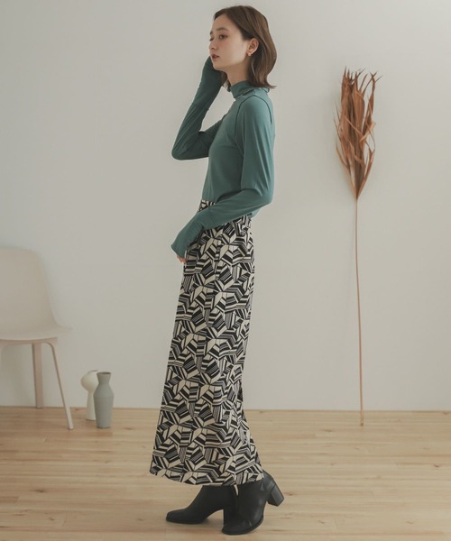 SENSE OF PLACE by URBAN RESEARCH（センスオブプレイスバイアーバンリサーチ）の「アフリカンプリントスカート（スカート・レディース・レッド系その他/ベージュ系その他・ONE）」の20枚目の写真