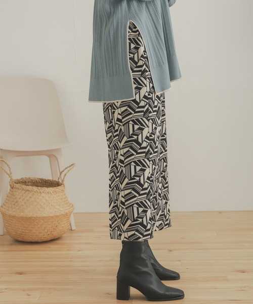 SENSE OF PLACE by URBAN RESEARCH（センスオブプレイスバイアーバンリサーチ）の「アフリカンプリントスカート（スカート・レディース・レッド系その他/ベージュ系その他・ONE）」の10枚目の写真