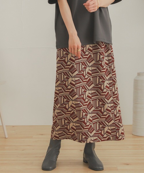 SENSE OF PLACE by URBAN RESEARCH（センスオブプレイスバイアーバンリサーチ）の「アフリカンプリントスカート（スカート・レディース・レッド系その他/ベージュ系その他・ONE）」の6枚目の写真
