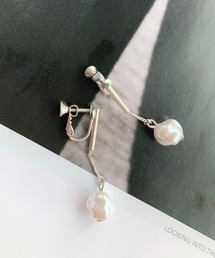 Q | バロックパールイヤリング(イヤリング)