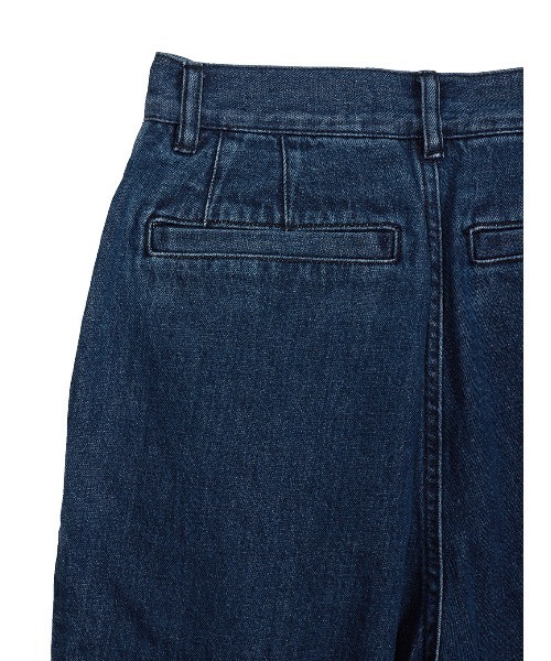 Ameri（アメリ）の「AMERI JAPAN DENIM LOOSE TAPERED PANTS（デニムパンツ・レディース・ブルー・24inch/25inch/26inch）」の15枚目の写真
