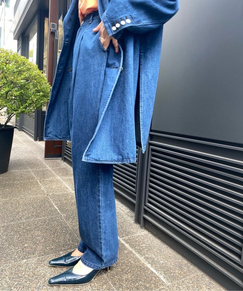 Ameri（アメリ）の「AMERI JAPAN DENIM LOOSE TAPERED PANTS（デニムパンツ・レディース・ブルー・24inch/25inch/26inch）」の8枚目の写真