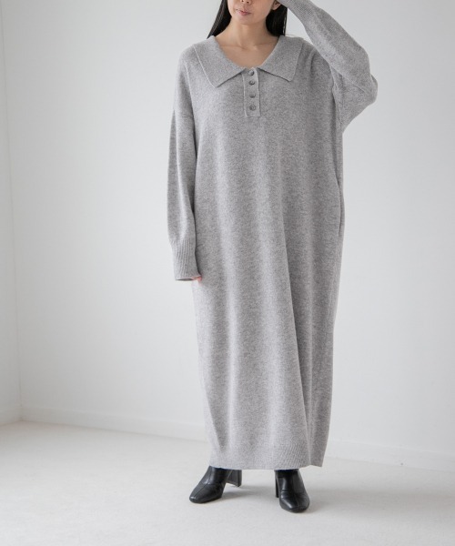 yuw（ユウ）の「BIG COLLAR KNIT　217955（ワンピース・レディース・ブラック/グリーン/グレー・FREE）」の2枚目の写真