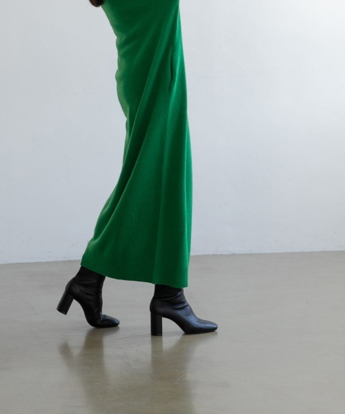 yuw（ユウ）の「BIG COLLAR KNIT　217955（ワンピース・レディース・ブラック/グリーン/グレー・FREE）」の5枚目の写真