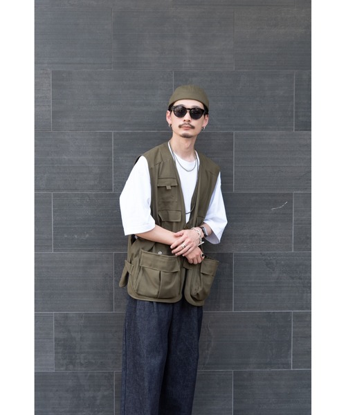 DEVICE（デバイス）の「【WEARISTA じーたー×DEVICE コラボ 3点 SET】DEVICE ＋ ハンティング ベスト / ロールキャップ / サングラス (ケース付き)（ベスト・メンズ・ブラック/カーキ・FREE）」の21枚目の写真