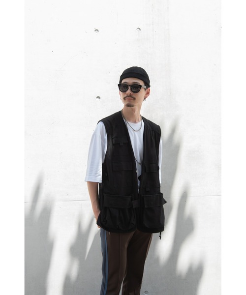 DEVICE（デバイス）の「【WEARISTA じーたー×DEVICE コラボ 3点 SET】DEVICE ＋ ハンティング ベスト / ロールキャップ / サングラス (ケース付き)（ベスト・メンズ・ブラック/カーキ・FREE）」の7枚目の写真
