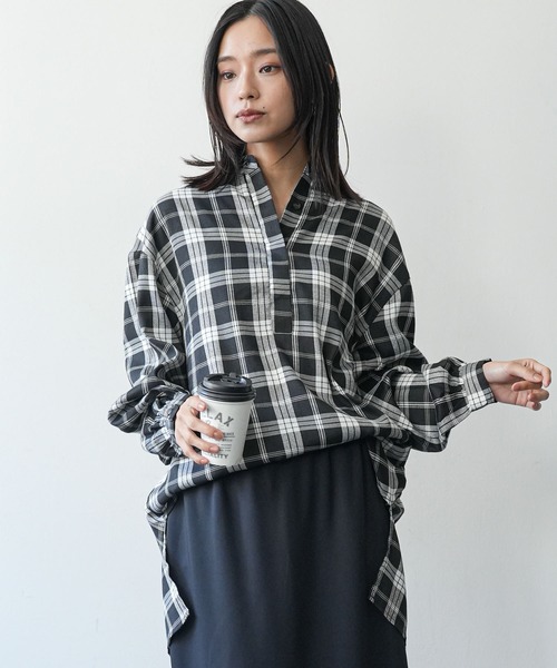 mili an deni（ミリアンデニ）の「チェックバックタックシャツワンピース（シャツワンピース・レディース・ブラック/ブラウン/チェック/ダークブラウン/オレンジ・L/M）」の2枚目の写真