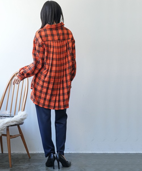 mili an deni（ミリアンデニ）の「チェックバックタックシャツワンピース（シャツワンピース・レディース・ブラック/ブラウン/チェック/ダークブラウン/オレンジ・L/M）」の17枚目の写真