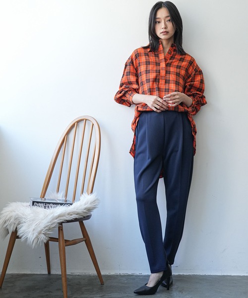 mili an deni（ミリアンデニ）の「チェックバックタックシャツワンピース（シャツワンピース・レディース・ブラック/ブラウン/チェック/ダークブラウン/オレンジ・L/M）」の16枚目の写真