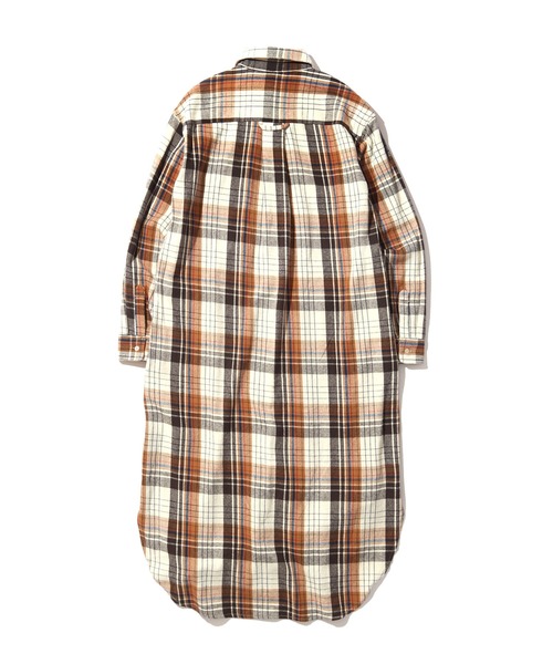 UNIVERSAL OVERALL（ユニバーサルオーバーオール）の「UNIVERSAL OVERALL　SHIRT OP U2132844（シャツワンピース・レディース・ベージュ/オリーブ/ブルー・FREE）」の19枚目の写真