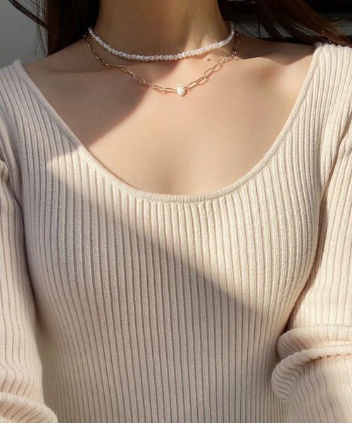 one after another NICE CLAUP（ワンアフターアナザーナイスクラップ）の「フェイク淡水パールチョーカー（ネックレス・レディース・アイボリー・FREE）」の6枚目の写真