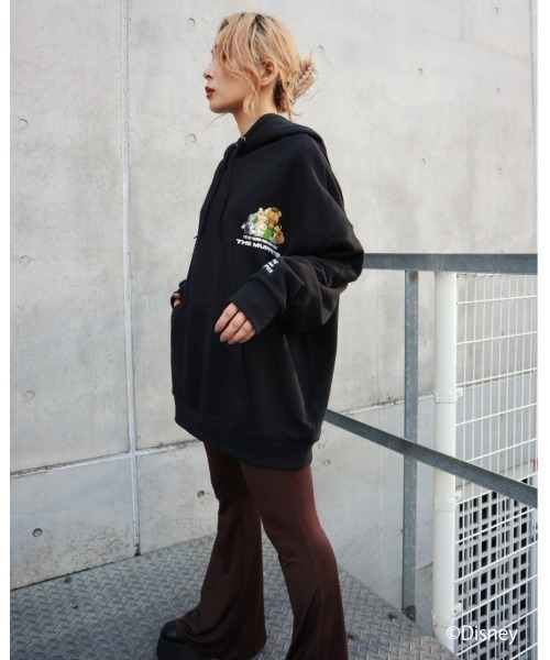 FIG&VIPER（フィグアンドバイパー）の「Kermit group BIGフ―ディ（パーカー・レディース・ホワイト/ブラック・FREE）」の19枚目の写真