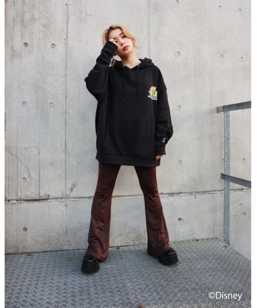 FIG&VIPER（フィグアンドバイパー）の「Kermit group BIGフ―ディ（パーカー・レディース・ホワイト/ブラック・FREE）」の11枚目の写真