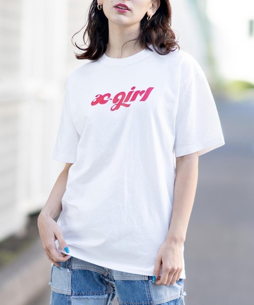 X-girl（エックスガール）の「CHUBBY ロゴTシャツ（Tシャツ/カットソー・レディース・ホワイト/ライトブルー/チャコール・S/M/L/XL）」の2枚目の写真