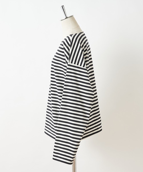 one after another NICE CLAUP（ワンアフターアナザーナイスクラップ）の「ルーズなシルエットでこなれ感を。ゆったりボーダーロンT（Tシャツ/カットソー・レディース・グリーン/ピンク/ブラック/イエロー・FREE）」の9枚目の写真