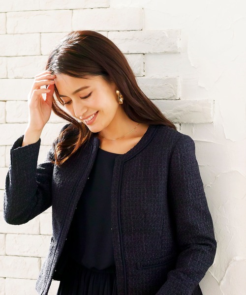 WHITE JOOLA（ホワイトジョーラ）の「【2022 SS】カラーミックスツィードノーカラージャケット＆シフォンジョーゼットプリーツデザインワンピース　フォーマル2点セット（スーツセット・レディース・ネイビー/オフホワイト/サックスブルー・LL/S/M/L/SS）」の14枚目の写真