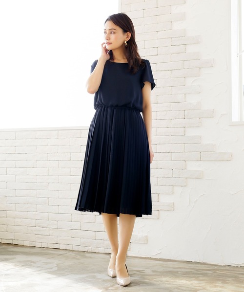 WHITE JOOLA（ホワイトジョーラ）の「【2022 SS】カラーミックスツィードノーカラージャケット＆シフォンジョーゼットプリーツデザインワンピース　フォーマル2点セット（スーツセット・レディース・ネイビー/オフホワイト/サックスブルー・LL/S/M/L/SS）」の15枚目の写真