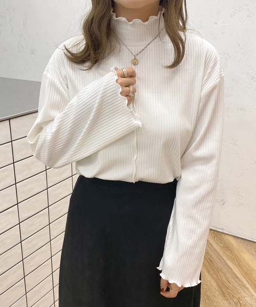 apres jour（アプレジュール）の「ハイネックリブメロートップス【ZOZOTOWN限定アイテム】（Tシャツ/カットソー・レディース・ブラック/ピンク/アイボリー/モカ・X-LARGE/フリー）」の9枚目の写真