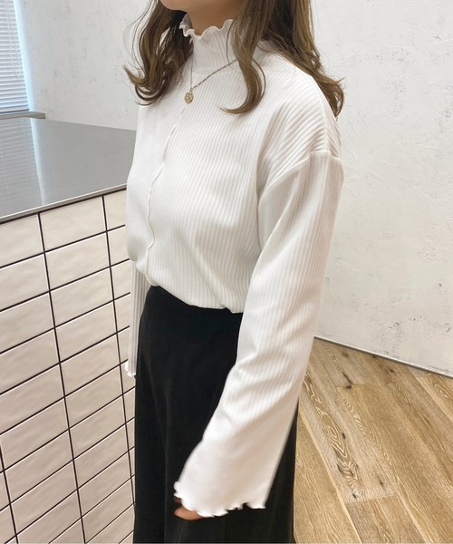 apres jour（アプレジュール）の「ハイネックリブメロートップス【ZOZOTOWN限定アイテム】（Tシャツ/カットソー・レディース・ブラック/ピンク/アイボリー/モカ・X-LARGE/フリー）」の11枚目の写真