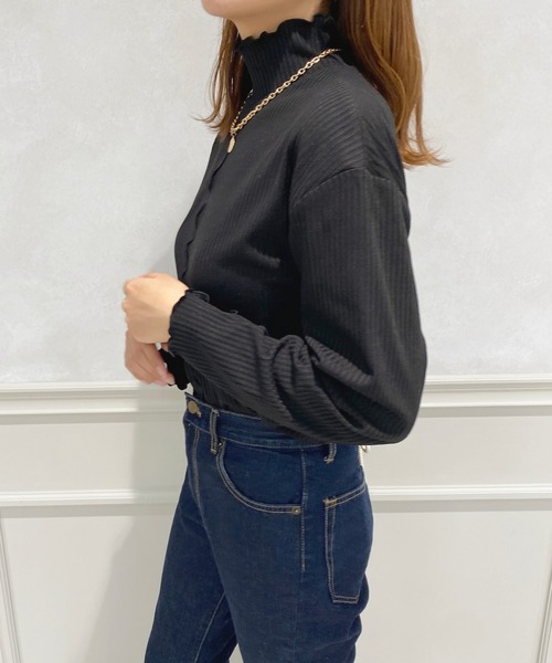 apres jour（アプレジュール）の「ハイネックリブメロートップス【ZOZOTOWN限定アイテム】（Tシャツ/カットソー・レディース・ブラック/ピンク/アイボリー/モカ・X-LARGE/フリー）」の19枚目の写真