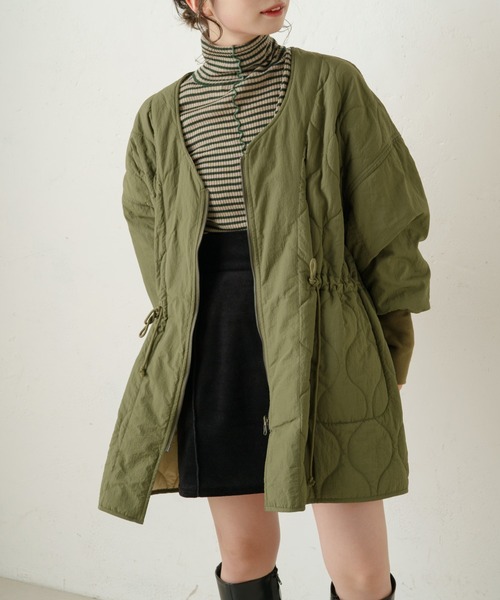 Kastane（カスタネ）の「メローリブボーダーハイネックニット（ニット/セーター・レディース・ブラック/グリーン/ライトベージュ・FREE）」の6枚目の写真