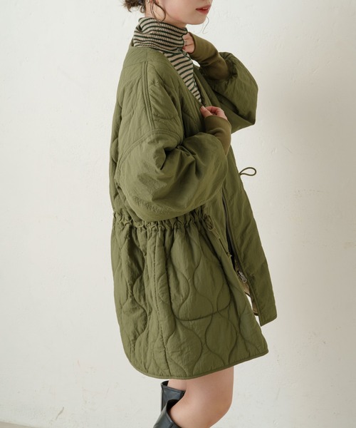 Kastane（カスタネ）の「メローリブボーダーハイネックニット（ニット/セーター・レディース・ブラック/グリーン/ライトベージュ・FREE）」の8枚目の写真