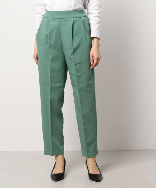 Te chichi（テチチ）の「ダブルクロステーパードパンツ（その他パンツ・レディース・イエロー/グリーン/チャコール・SMALL/MEDIUM）」の8枚目の写真