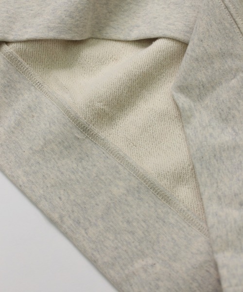 AVIREX（アヴィレックス）の「【直営店限定】エアフォース クルーネック スウェット / AIR FORCE CREW SWEAT / アヴィレックス / AVIREX（スウェット・メンズ・ブラック/エンジ/オートミール/ネイビー/オリーブ・MEDIUM/LARGE/X-LARGE/XX-LARGE）」の19枚目の写真