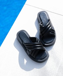 厚底パデッドクロスサンダル ZOZOTOWN+オフィシャルサイト限定商品