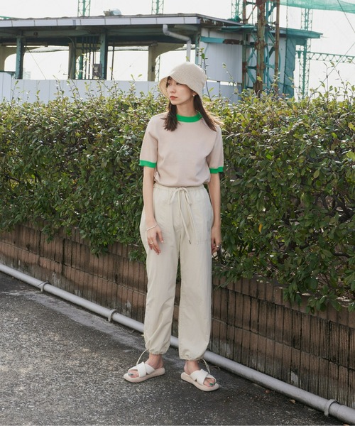Auntie Rosa Holiday(アンティローザホリデー)の「バイカラークルーニットプルオーバー(ニット/セーター・レディース・オレンジ/ベージュ・FREE)」の10枚目の写真