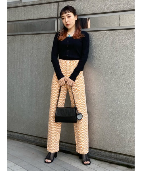 SLY(スライ)の「WAVY PATTERN HW STRAIGHT PT/ハイウエストデニムパンツ(デニムパンツ・レディース・ブルー系その他/オレンジ系その他・1/2/0)」の19枚目の写真