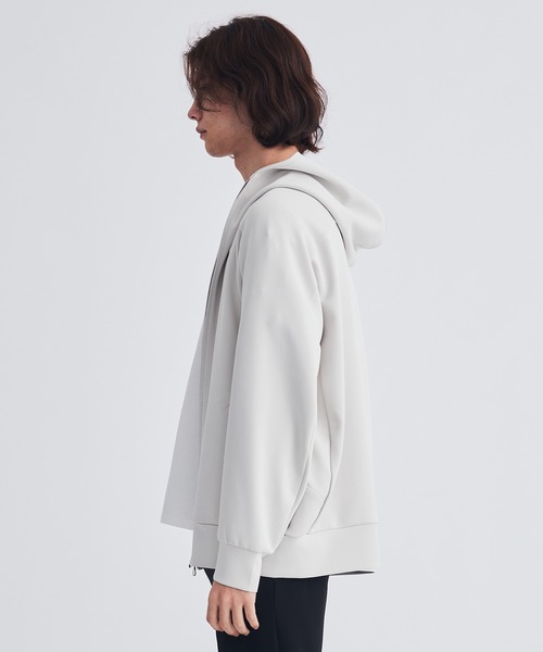 ATTACHMENT(アタッチメント)の「STUDIOUS別注 DOUBLE KNIT ZIP UP HOODIE(パーカー・メンズ・ブラック/オフホワイト・1/2)」の18枚目の写真