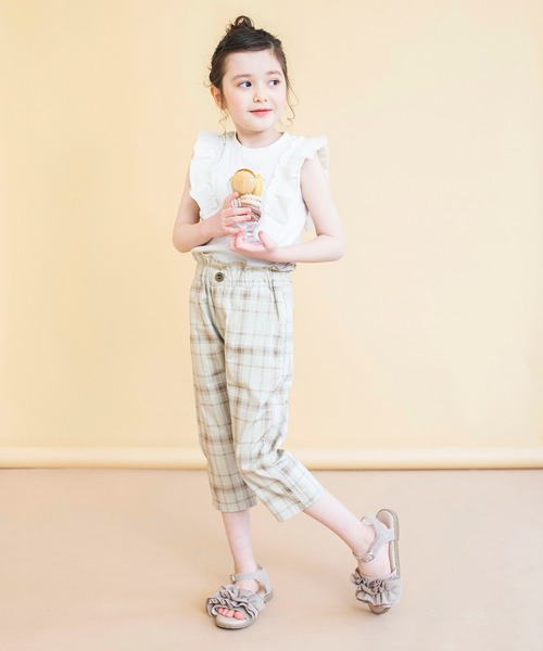 BRANSHES(ブランシェス)の「フリルサンダル(サンダル・キッズ・キャメル/ブラック/グレー/フューシャピンク・18.0cm/19.0cm/17.0cm/15.0cm/16.0cm/20.0cm/14.0cm/21.0cm)」の5枚目の写真