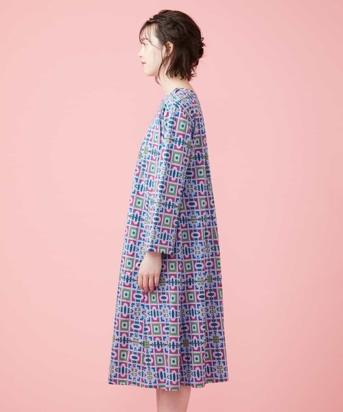 Jocomomola(ホコモモラ)の「sonar プリントワンピース(ワンピース・レディース・アイボリー/ライトパープル・40)」の3枚目の写真