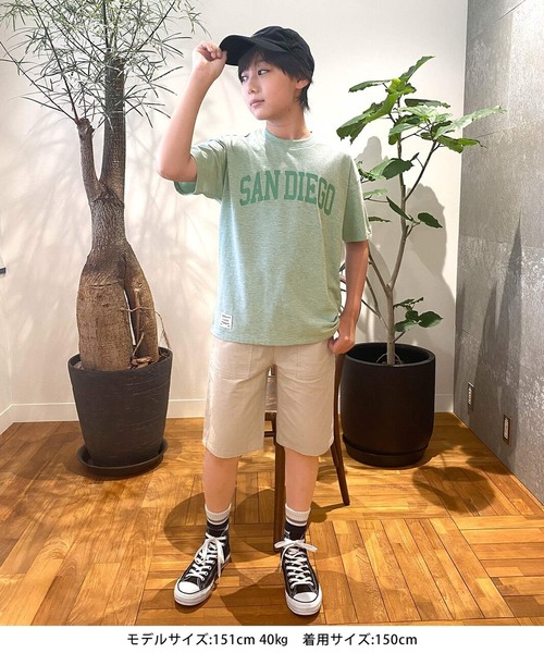 GLAZOS(グラソス)の「カラー杢天竺・接触冷感ドロップショルダーカレッジロゴ半袖Tシャツ(Tシャツ/カットソー・キッズ・パープル/オレンジ/ブルー/グリーン・130cm/140cm/150cm/160cm/170cm)」の21枚目の写真