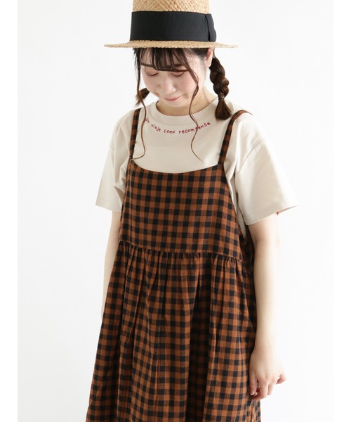 Samansa Mos2(サマンサ モスモス)の「ロゴ刺繍Tシャツ(Tシャツ/カットソー・レディース・オフホワイト/オレンジ/チャコール/キナリ・フリ-)」の3枚目の写真