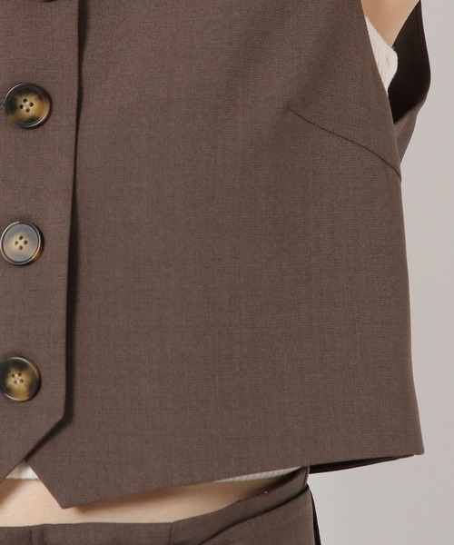 mysty woman（ミスティウーマン）の「コンパクトベストＴＯＰＳ 285717（ベスト・レディース・ブラウン/ダークオレンジ/アイボリー・FREE）」の15枚目の写真