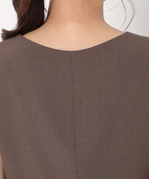 mysty woman（ミスティウーマン）の「コンパクトベストＴＯＰＳ 285717（ベスト・レディース・ブラウン/ダークオレンジ/アイボリー・FREE）」の16枚目の写真