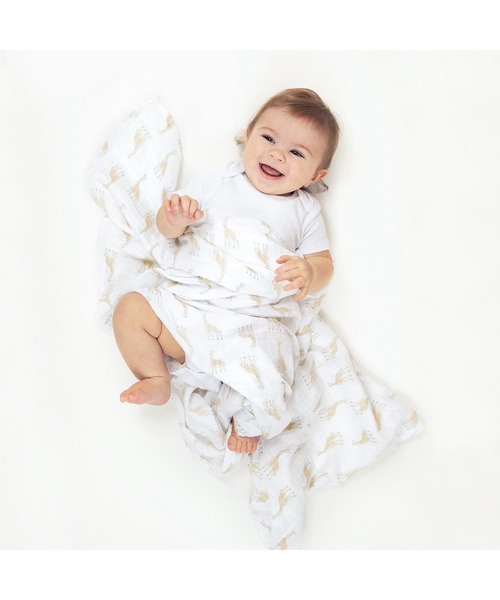 aden + anais essentials（エイデンアンドアネイエッセンシャルズ）の「スワドル 2枚入り（おくるみ・キッズ・ホワイト×グレー/ピンク/ベビーピンク/ブラウン×イエロー/ホワイト×イエロー/ホワイト×ピンク/グレイッシュブルー/イエロー×グリーン/ホワイト×ブラウン/ネイビー×ホワイト/ライトカーキ/ホワイト×グリーン/セージグリーン/ブロンズ/スモークピンク・FREE）」の22枚目の写真