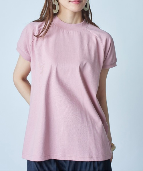 MAISON BREEZE（メゾンブリーズ）の「キレイ目Tシャツと言えばこれ！華奢見えのモックネックTee♪【MAISON BREEZE】大人のモックネックラグランTシャツ（Tシャツ/カットソー・レディース・ホワイト/ブラック/ピンク/グリーン・FREE）」の12枚目の写真