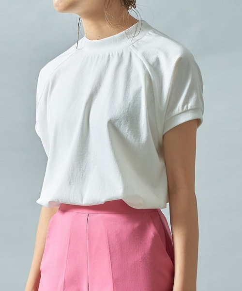 MAISON BREEZE（メゾンブリーズ）の「キレイ目Tシャツと言えばこれ！華奢見えのモックネックTee♪【MAISON BREEZE】大人のモックネックラグランTシャツ（Tシャツ/カットソー・レディース・ホワイト/ブラック/ピンク/グリーン・FREE）」の14枚目の写真