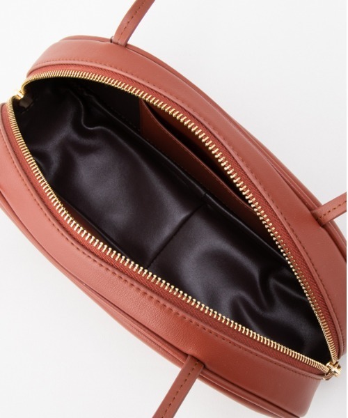 LE VERNIS(ル・ベルニ)の「LE VERNIS(ル・ベルニ)miniボストンショルダーバッグ(ショルダーバッグ・レディース・ブラック/ベージュ/ブラウン/ブルー・FREE)」の15枚目の写真