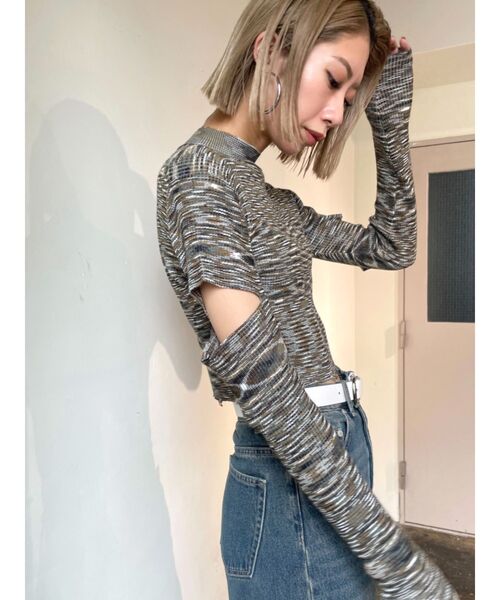 EMODA（エモダ）の「カットアウトクラッシュニット（ニット/セーター・レディース・ホワイト/ブラック/レッド/ブルー/その他・FREE）」の22枚目の写真