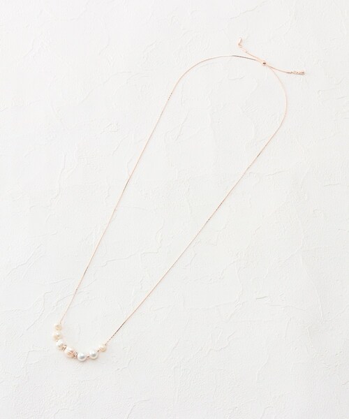 SHOO・LA・RUE（シューラルー）の「◆淡水パールスライダーネックレス（ネックレス・レディース・シルバー/ゴールド/ベビーピンク・00）」の5枚目の写真