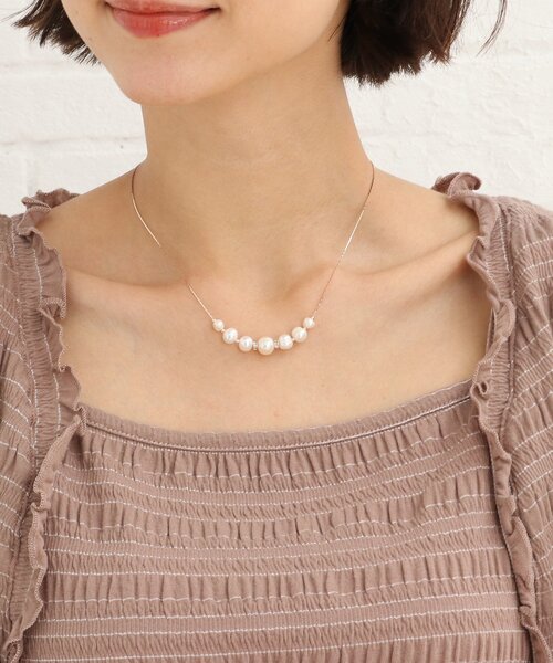 SHOO・LA・RUE（シューラルー）の「◆淡水パールスライダーネックレス（ネックレス・レディース・シルバー/ゴールド/ベビーピンク・00）」の7枚目の写真