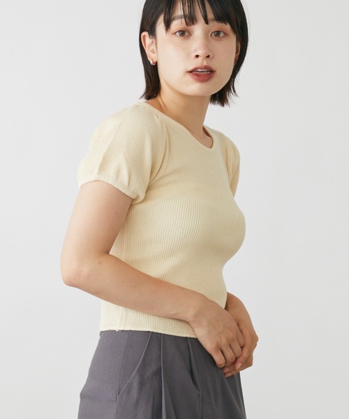 mebole(メボレ)の「パフスリーブラウンドネックカットソー(Tシャツ/カットソー・レディース・ホワイト/ブラック/ベージュ/ブラウン・FREE)」の15枚目の写真