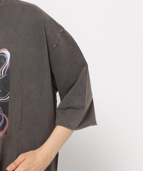 PAGEBOY（ページボーイ）の「スペースロックBIGプルオーバー（Tシャツ/カットソー・レディース・チャコールグレー/オフホワイト/ピンク系その他・FREE）」の17枚目の写真